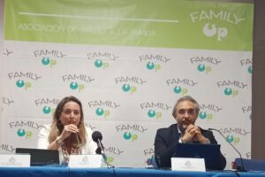 FAMILY UP presenta un estudio sobre las familias valencianas