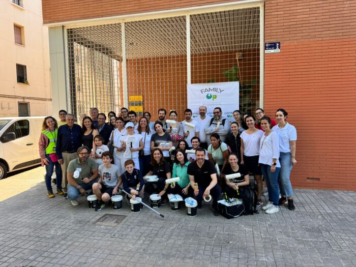 family up solidaridad dana