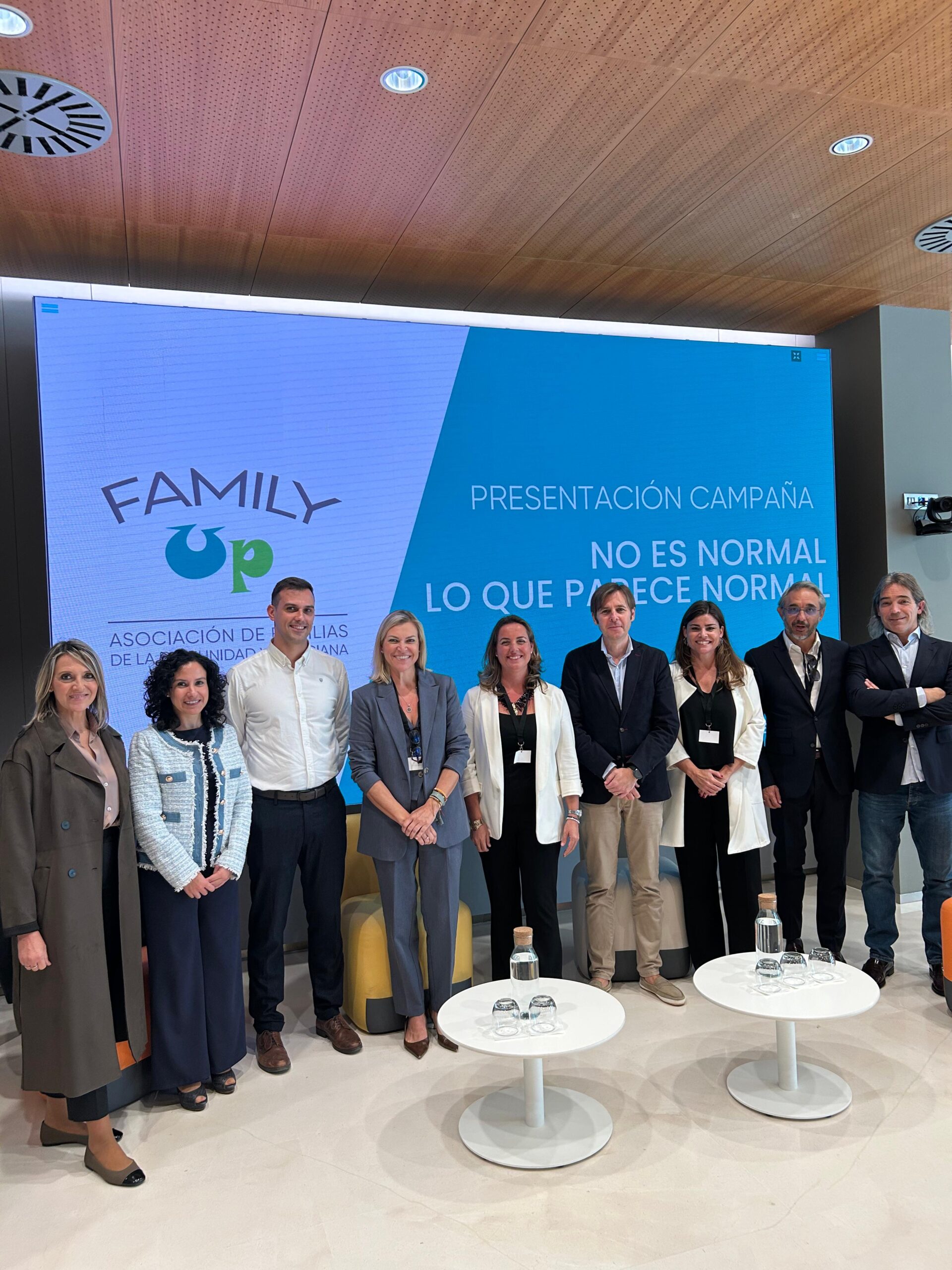 Equipo Family Up con invitados